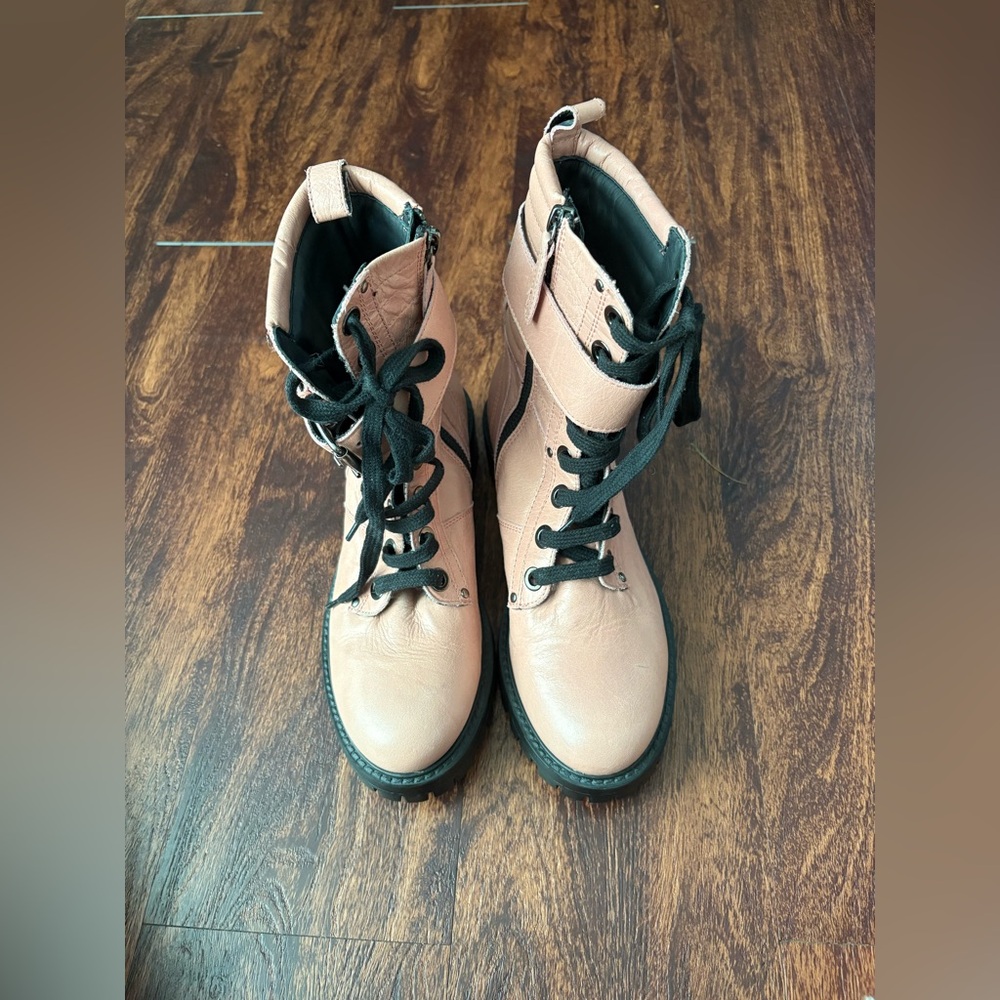 Twinset Milano Leather Combat Boots Blush Pink Lug Sole Lace Up Side Zip Size 37